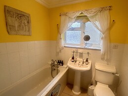 Albert & Victoria Guest House