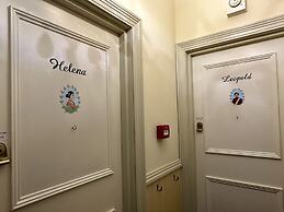 Albert & Victoria Guest House