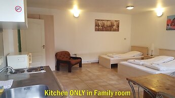 Travel Inn Guesthouse