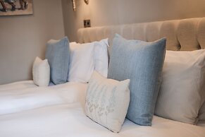 The Swan Hotel