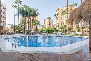 Hotel Parasol by Dorobe