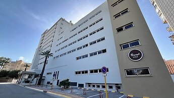 Hotel Parasol by Dorobe