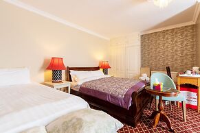 Hubert House Guesthouse