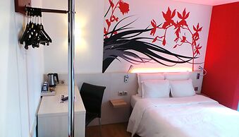 Hotel Kyriad Quimper Sud
