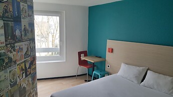 hotelF1 Cergy