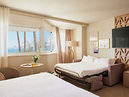 Mercure Saint Raphael Centre Plage