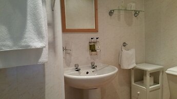 The Collingdale Guest House