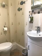 The Collingdale Guest House