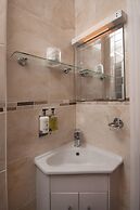 The Collingdale Guest House