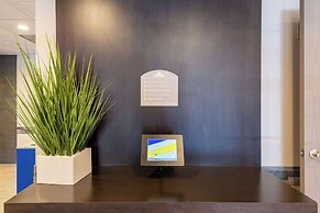 Microtel Inn & Suites by Wyndham Tracy