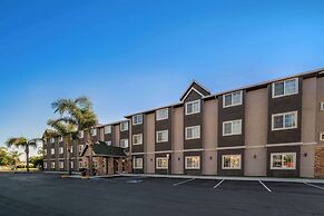 Microtel Inn & Suites by Wyndham Tracy
