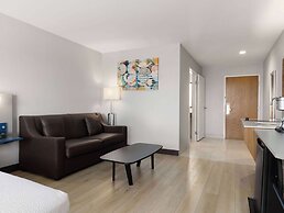 Microtel Inn & Suites by Wyndham Tracy