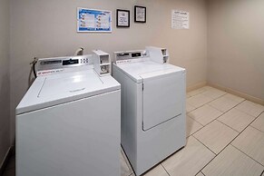 Microtel Inn & Suites by Wyndham Tracy