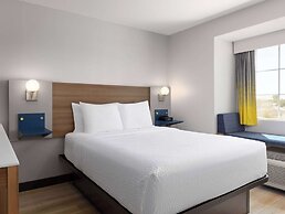 Microtel Inn & Suites by Wyndham Tracy