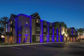 Microtel Inn & Suites by Wyndham Tracy