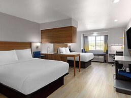 Microtel Inn & Suites by Wyndham Tracy