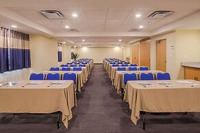Microtel Inn & Suites by Wyndham Culiacan