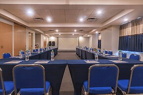 Microtel Inn & Suites by Wyndham Culiacan