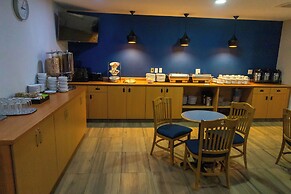 Microtel Inn & Suites by Wyndham Culiacan