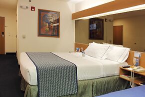 Microtel Inn & Suites by Wyndham Culiacan