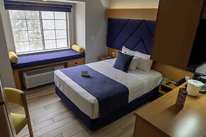 Microtel Inn & Suites by Wyndham Culiacan