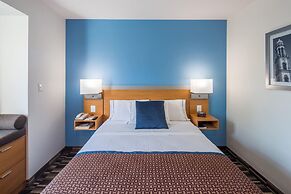Microtel Inn & Suites by Wyndham Culiacan