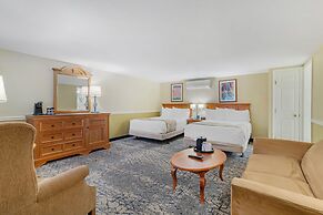 Meadowmere Resort