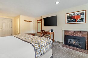 Meadowmere Resort