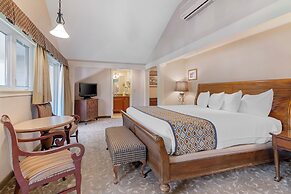 Meadowmere Resort
