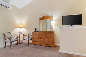 Meadowmere Resort