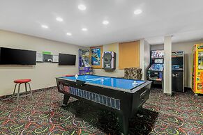 Meadowmere Resort