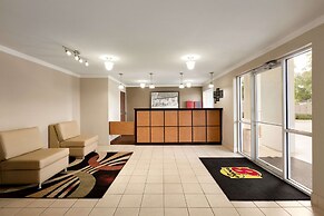 Super 8 by Wyndham Lake Charles Northeast