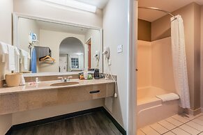 Super 8 by Wyndham Lake Charles Northeast