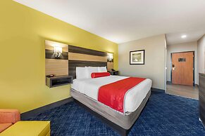 Best Western Plus Midwest City Inn & Suites