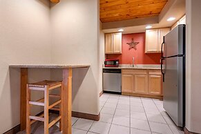 Mountain Edge Suites at Sunapee, an Ascend Collection Hotel