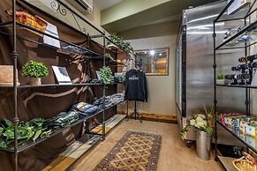 Mountain Edge Suites at Sunapee, Ascend Hotel Collection