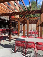 Six Flags Great Escape Lodge & Indoor Waterpark