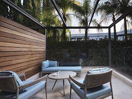 Sea View Hotel