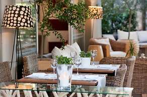 Sea View Hotel