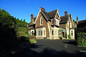 Cotford Hotel