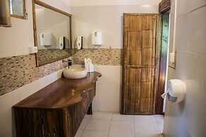 Socia/tel Amazon Tena