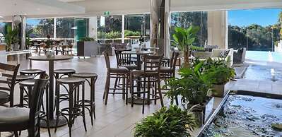 Pelican Waters Resort