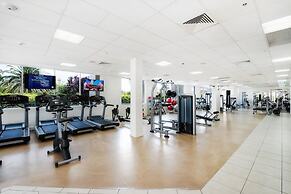 Pelican Waters Resort