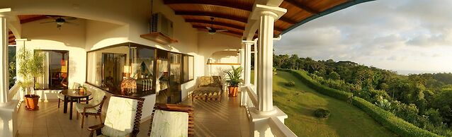 Cristal Ballena Boutique Hotel & Spa