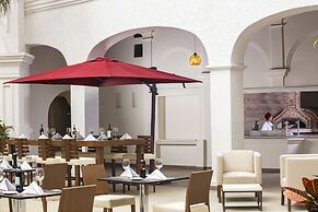 DoubleTree by Hilton Toluca