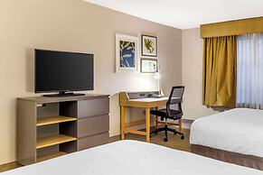 Country Inn & Suites by Radisson, Newport News South, VA