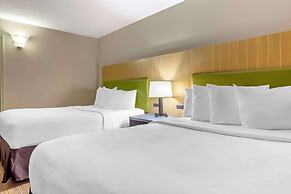 Country Inn & Suites by Radisson, Newport News South, VA