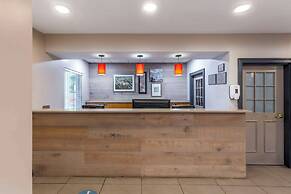 Country Inn & Suites by Radisson, Newport News South, VA