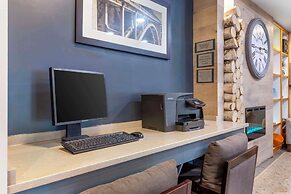 Country Inn & Suites by Radisson, Newport News South, VA