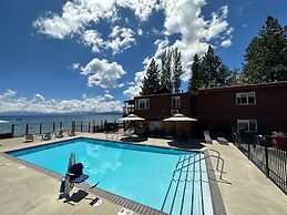 Crown Motel